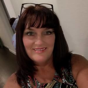 Meet your Posher, Laurie